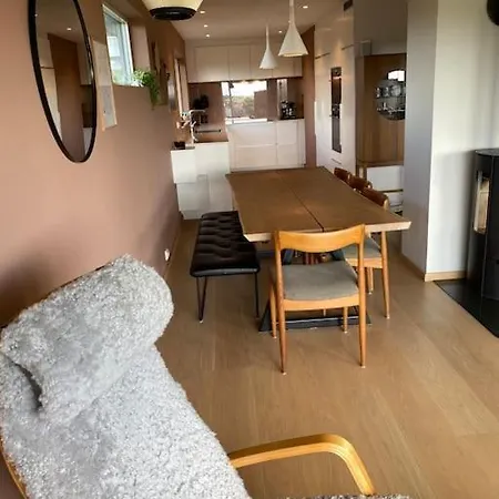 Trivelig Med Solrik Hage فيلة