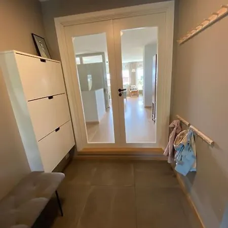 Trivelig Med Solrik Hage فيلة *